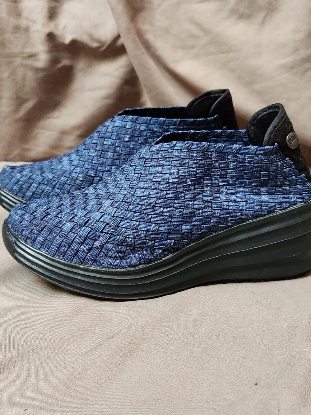 BERNIE MEV Navy Blue Wedge Slip On Shoe- Sz 6 - NEW